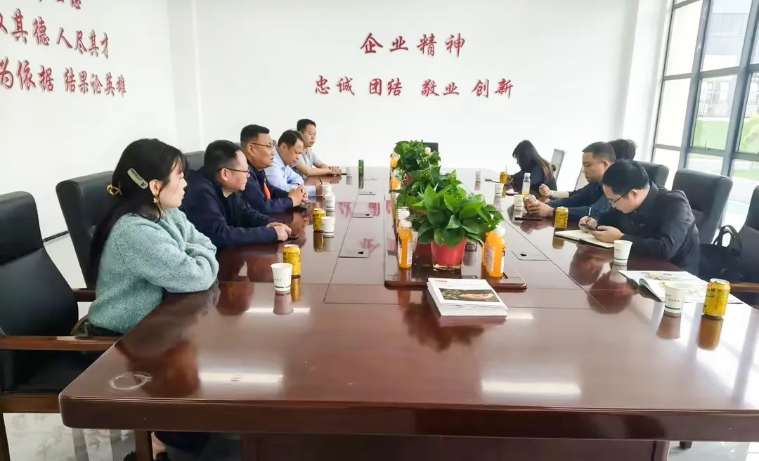 廬山市市監(jiān)局一行領(lǐng)導(dǎo)蒞臨江西省都昌縣中華食品產(chǎn)業(yè)園考察交流